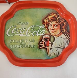 Vintage coca-cola serving tins
